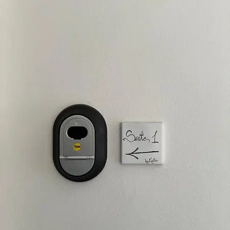 Zefiro Suites-2